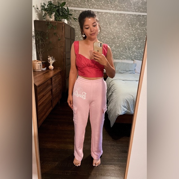 Women’s Barbie Pink Cargo Graphic Logo Relaxed Lounge Pants with Pockets - Picture 2 of 11